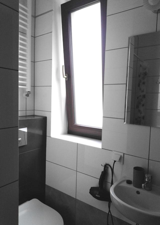 Piernikowy Dworek Homestay Lubicz